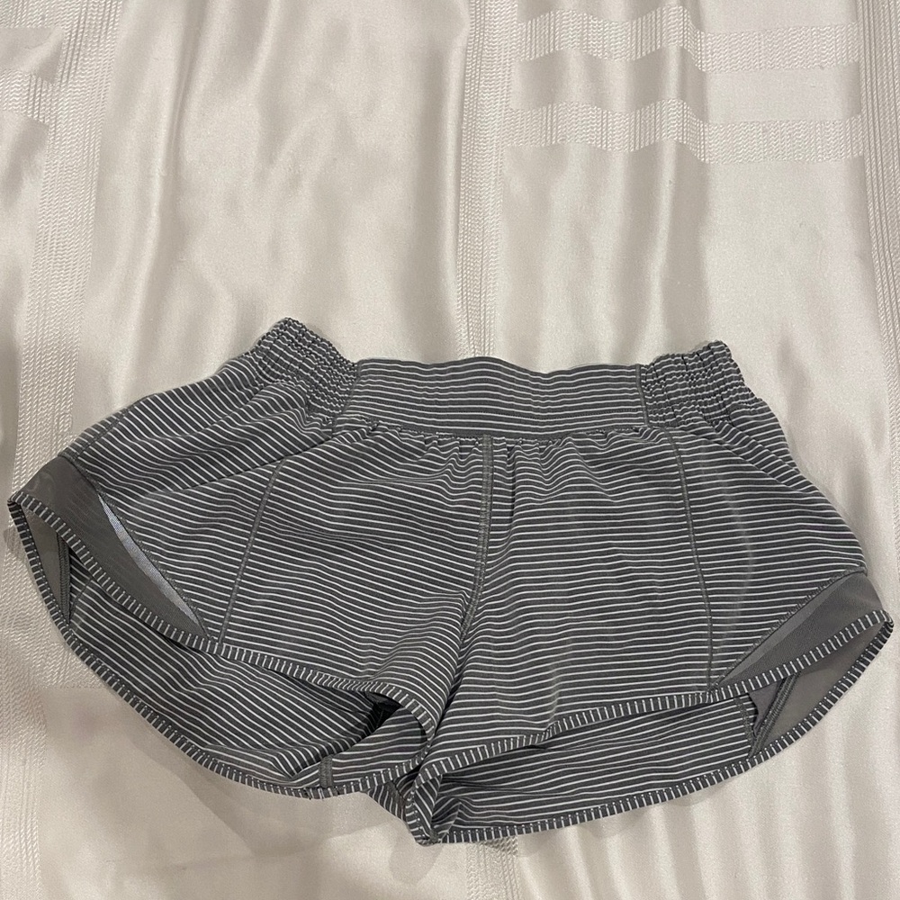 Lululemon Striped Gray Women's Shorts